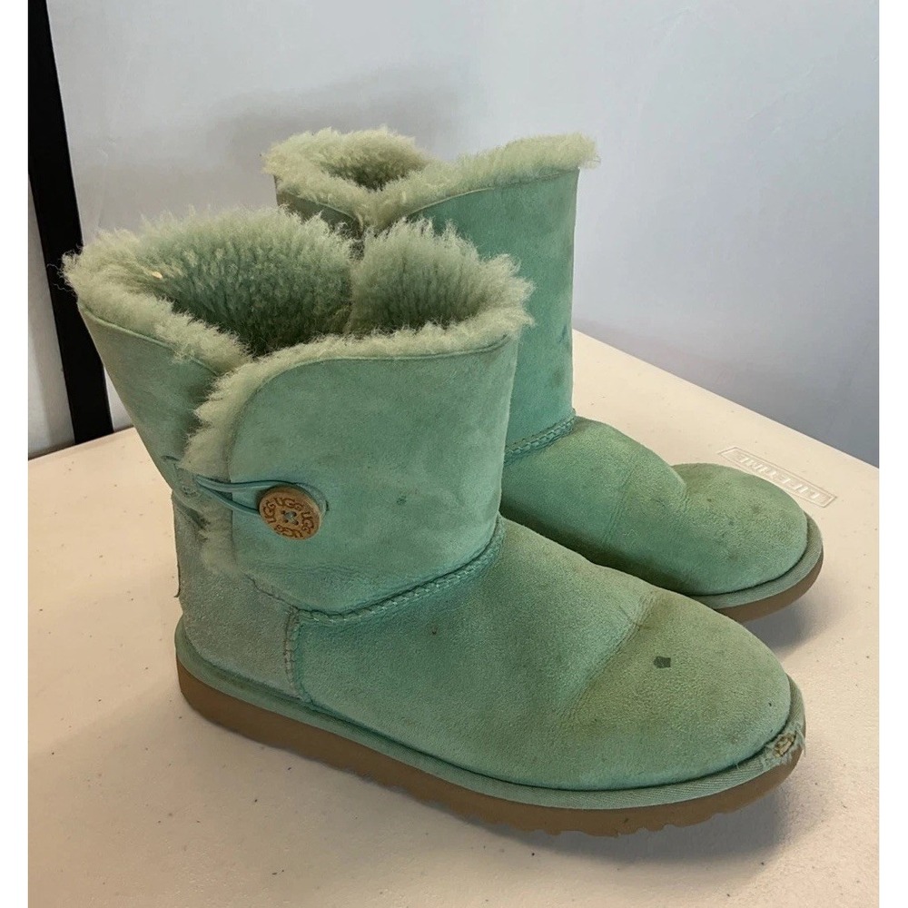 UGG Boots 6 Womens Short Bailey Button Teal Suede Shearling Boots